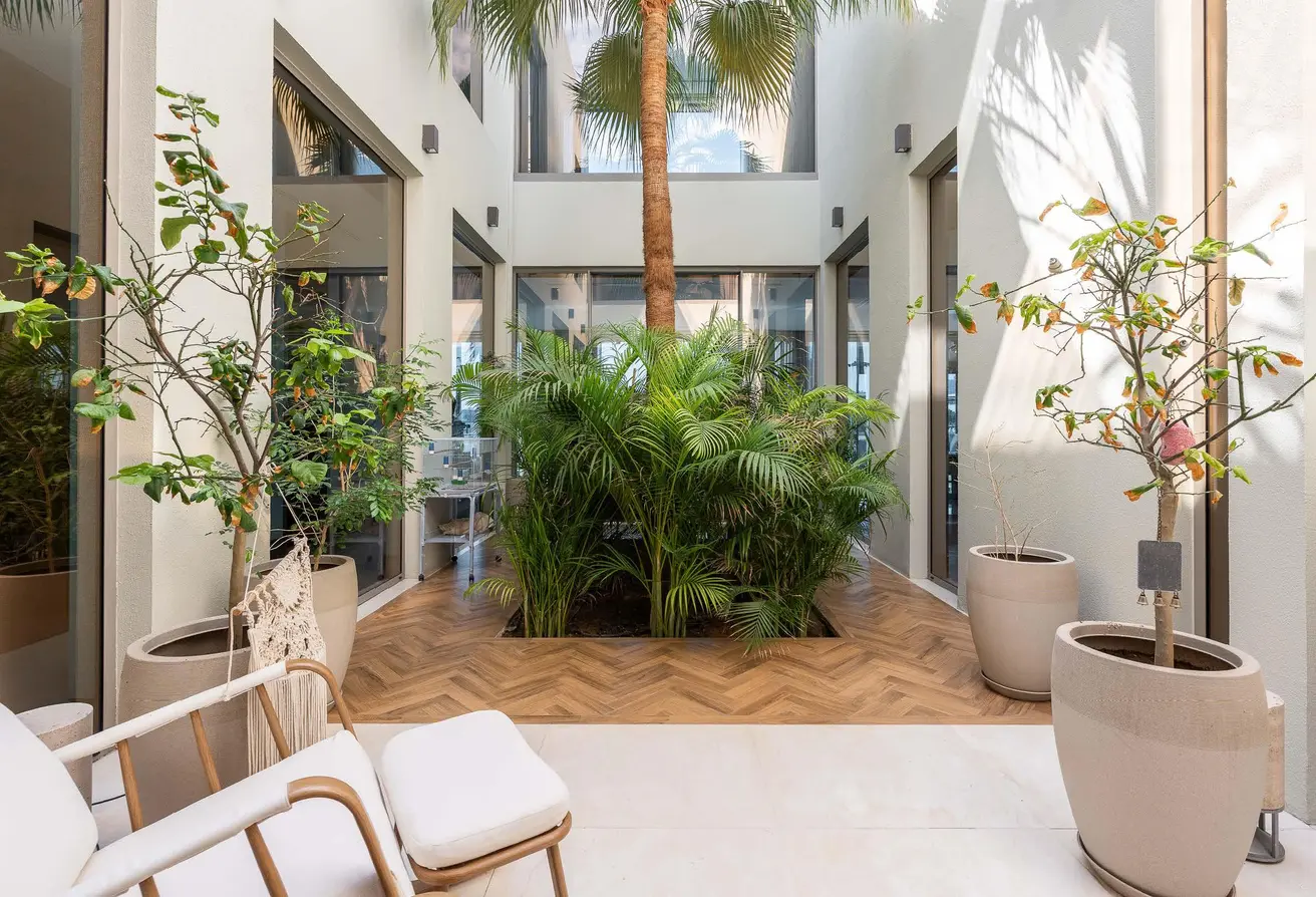 Hot Deal | Pool/Canal View | Balcony | Negotiable