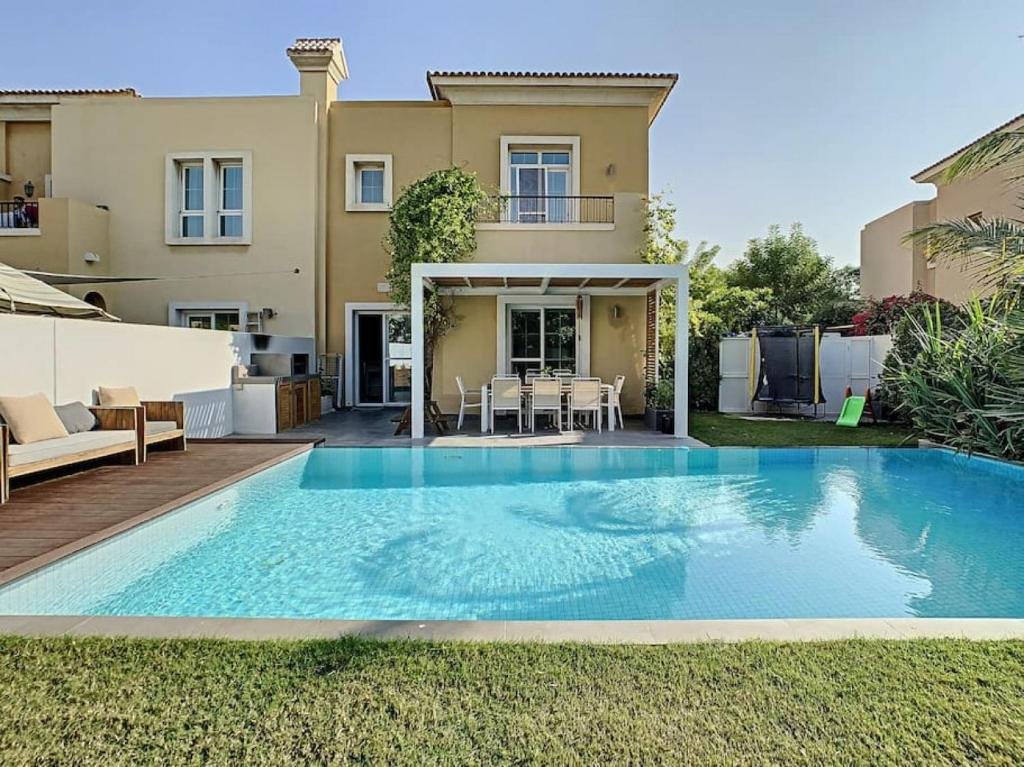 Stunning and Beautifully Renovated Villa Al Reem